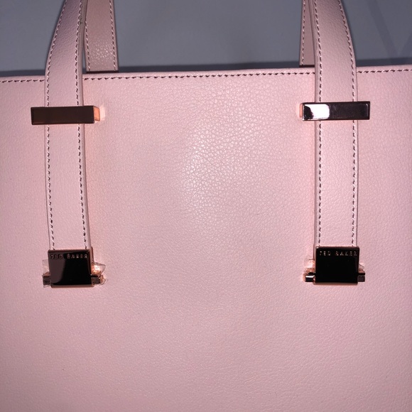 New Ted Baker Powder Pink Bow Tote Bag – Elegant and Versatile - Picture 4 of 6